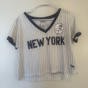 New York Yankees Striped V-Neck Tee